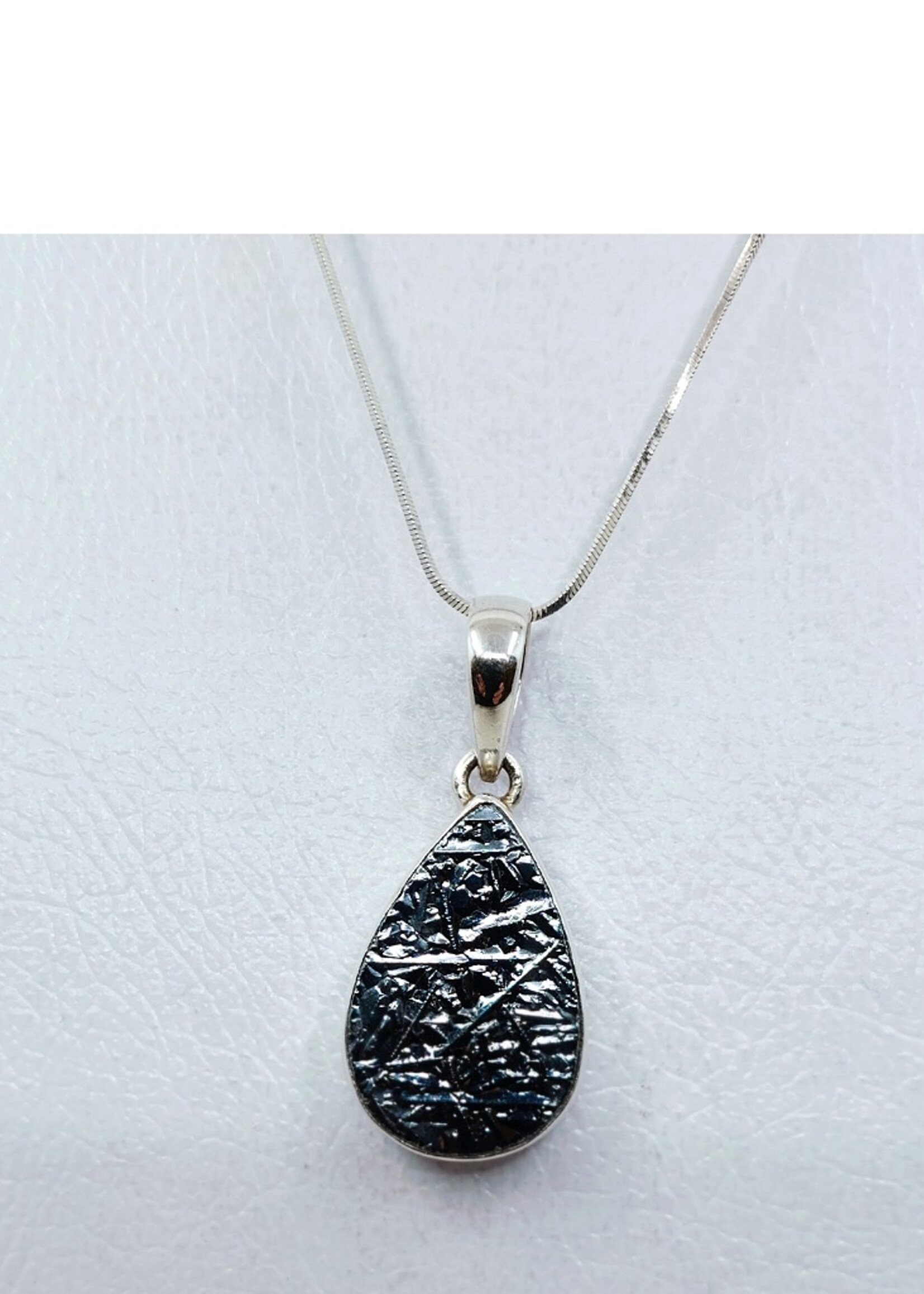 Silicon Quartz Pendant