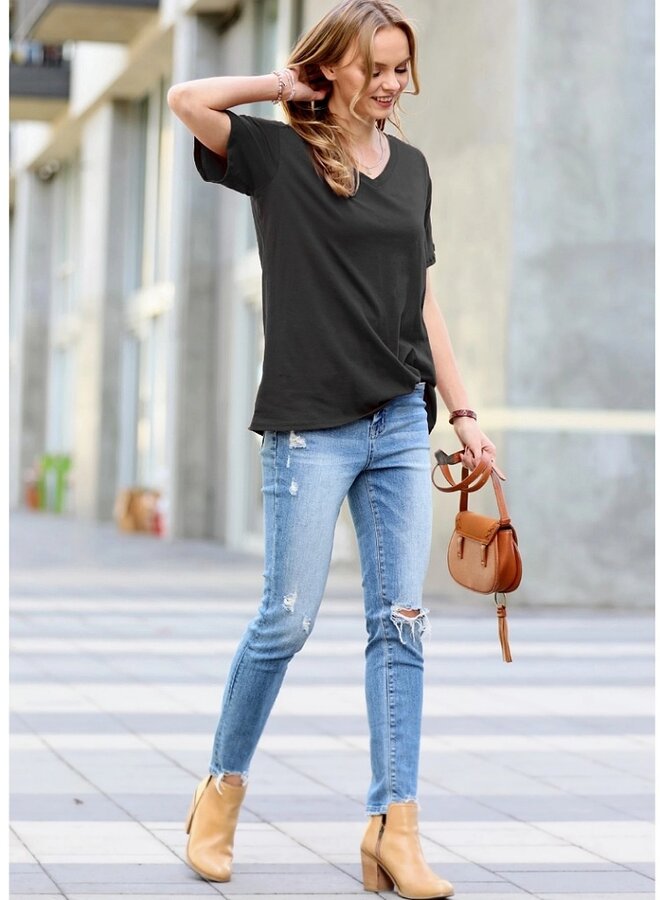 Boyfriend V neck cotton tee