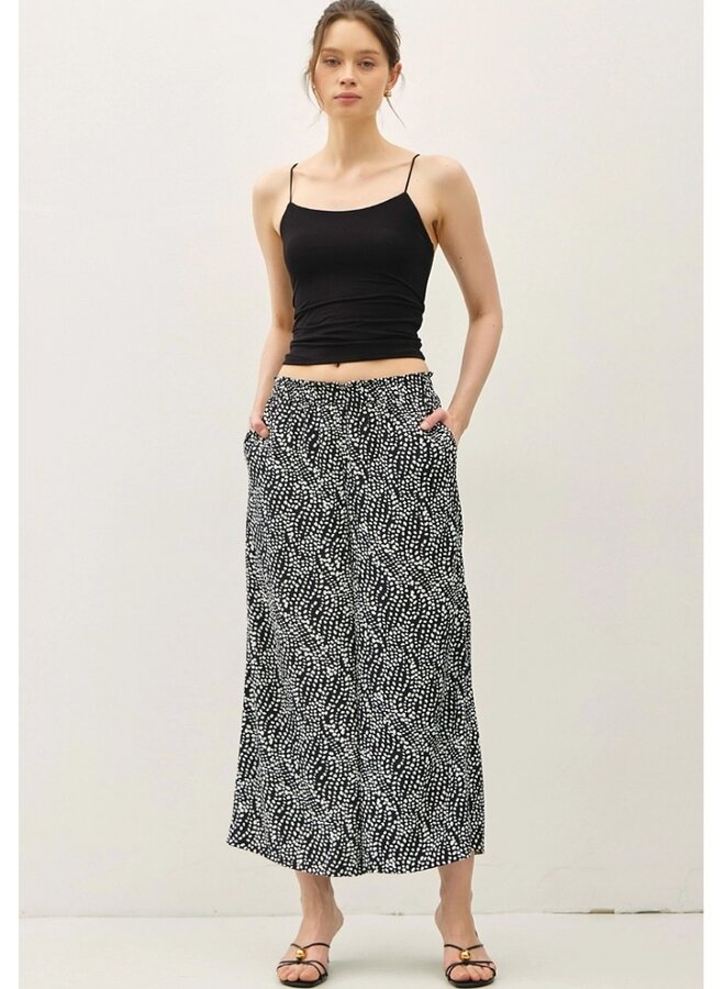 Ditsy printed crop pants
