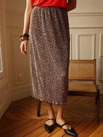 In April Leopard pleat skirt