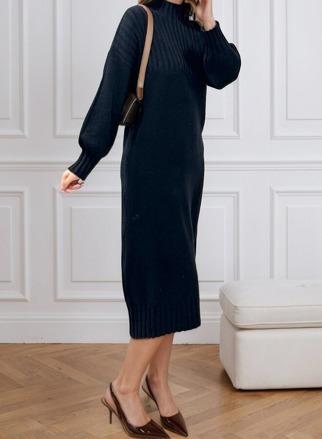 Elegant ribbed sweater dress