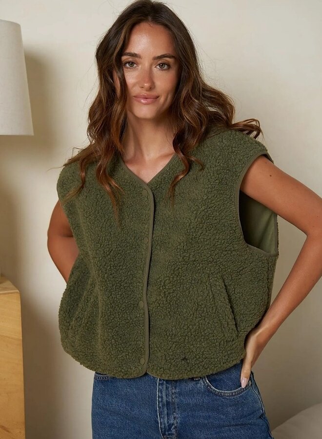 Snap button vest