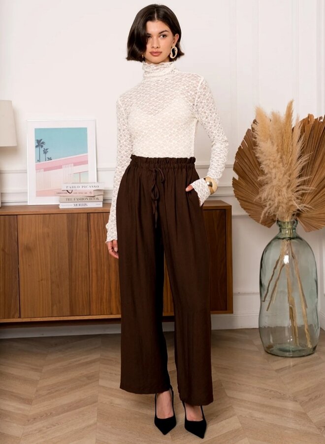 Basic pants with front tie