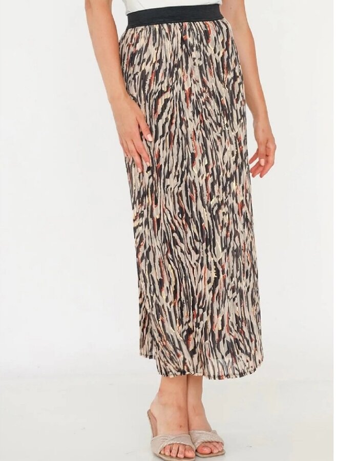 Pleated animal print skirt