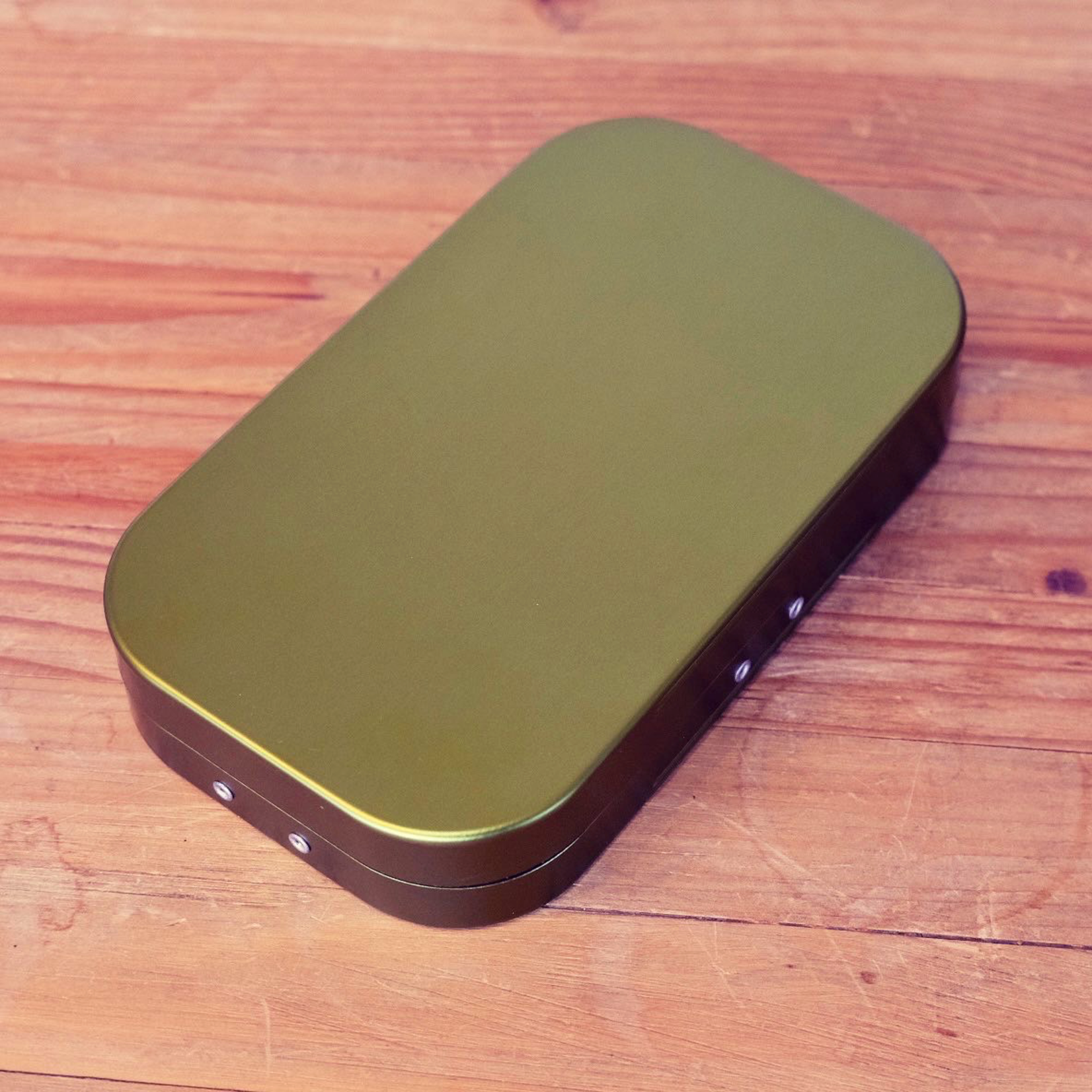 ALUMINUM 10 COMPARTMENT FLY BOX - OLIVE GREEN