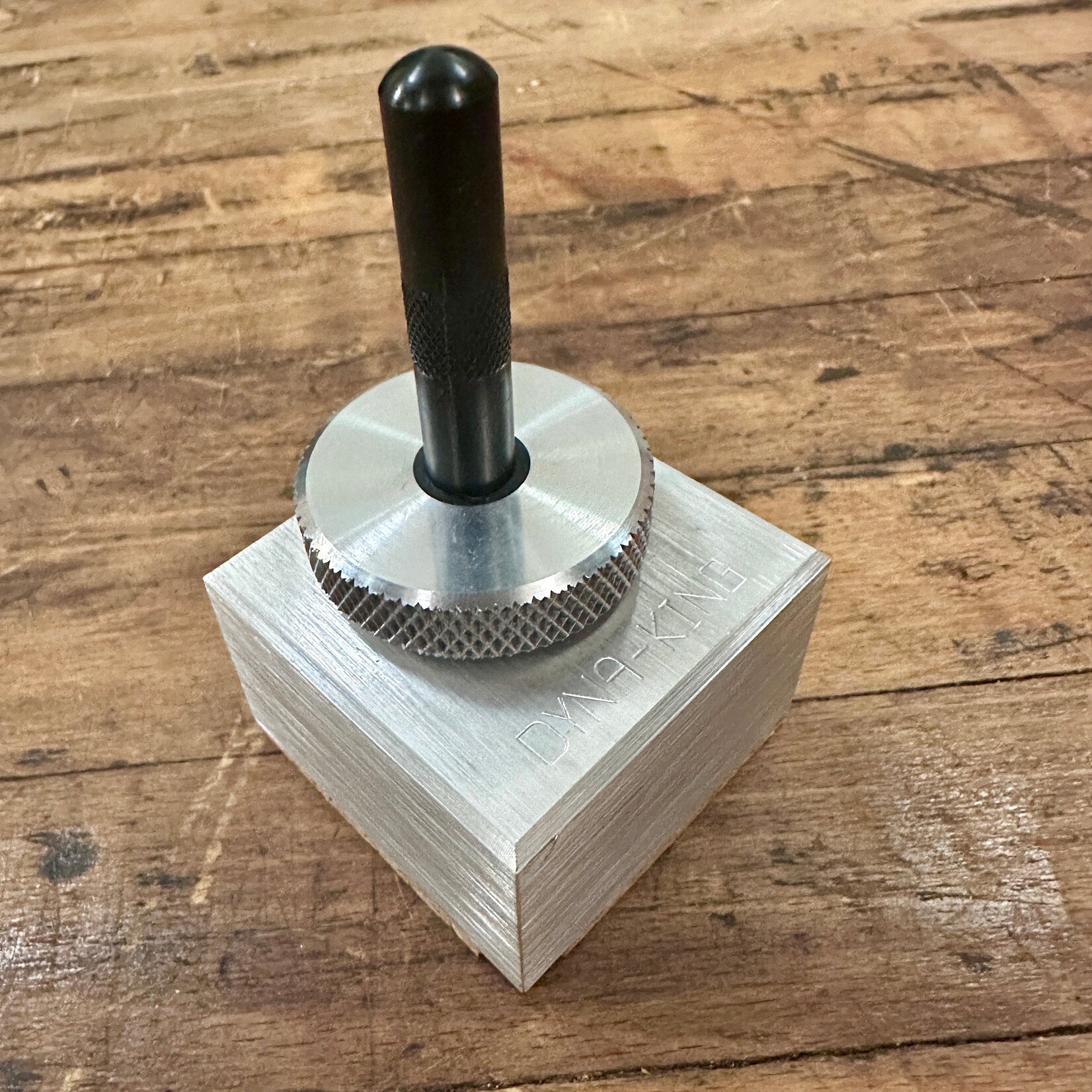 Dyna King DYNA-KING FLY TYING CEMENT RESERVOIR