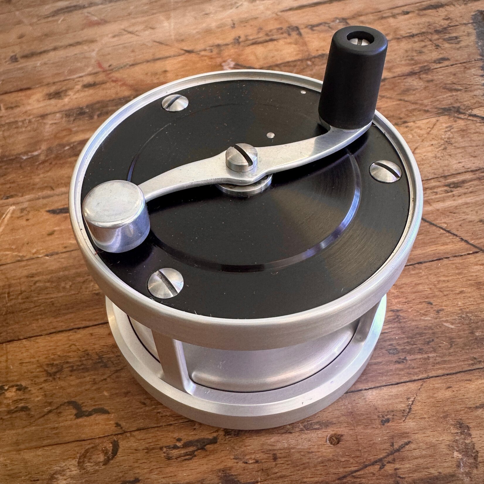 Stan Bogdan Model 150 Reel RHW - Unused Condition