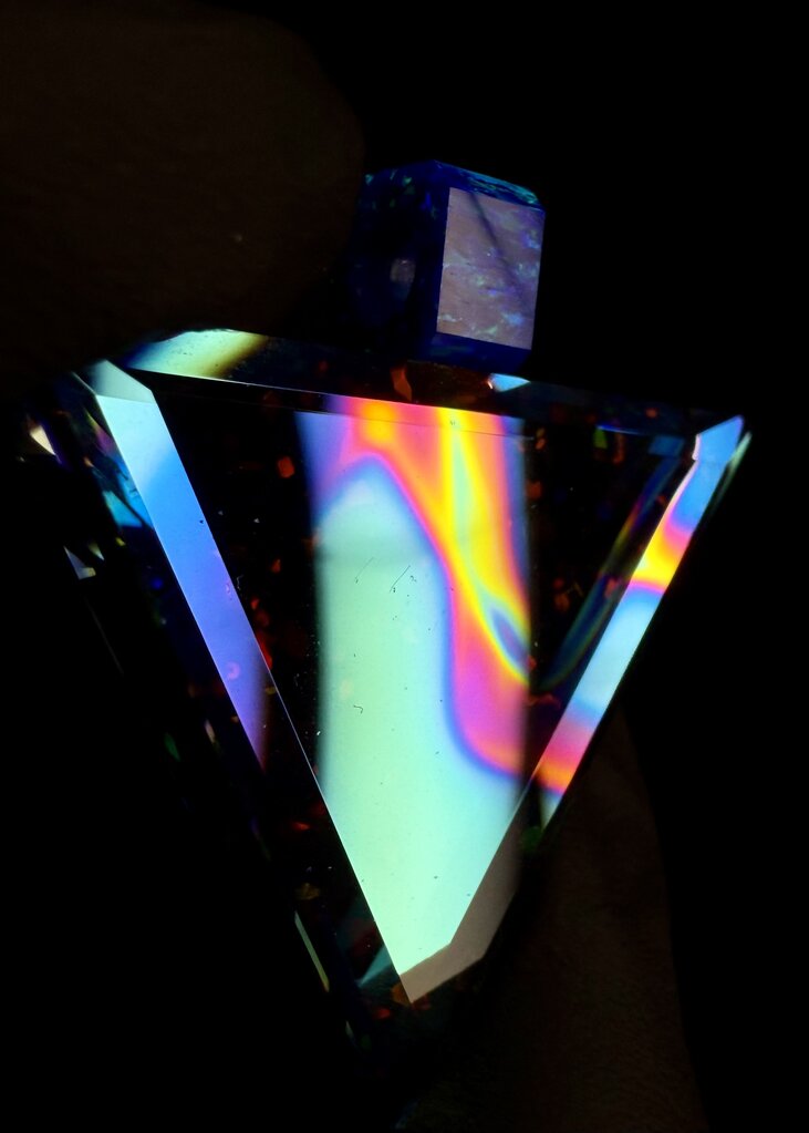 Kravin Faceted Triangle, Blue Bale - 2