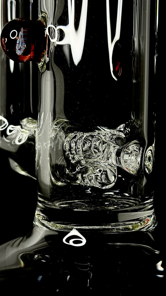 Sovereignty 50x5 - C - 3Line W/Millie