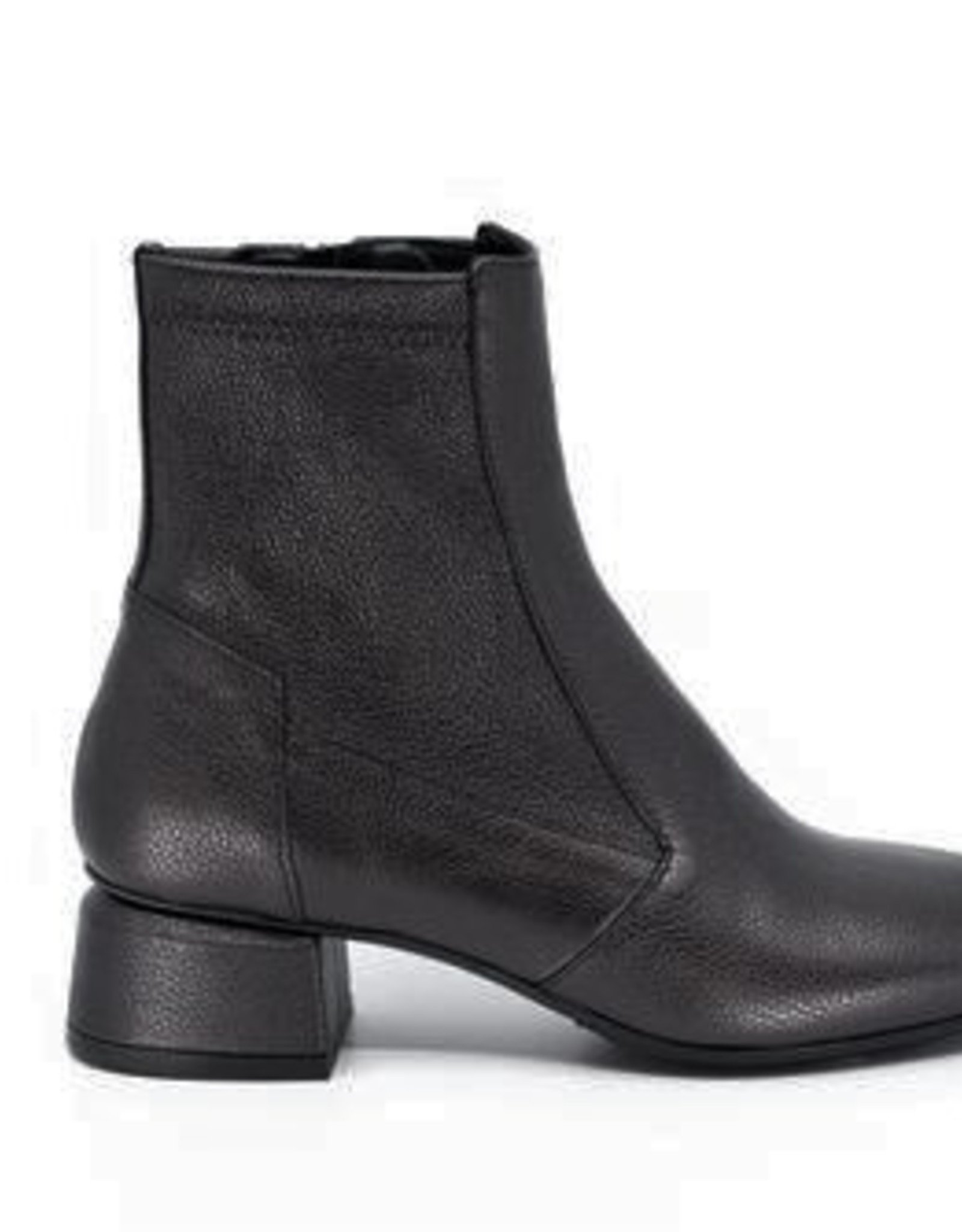 ankle boot stretcher