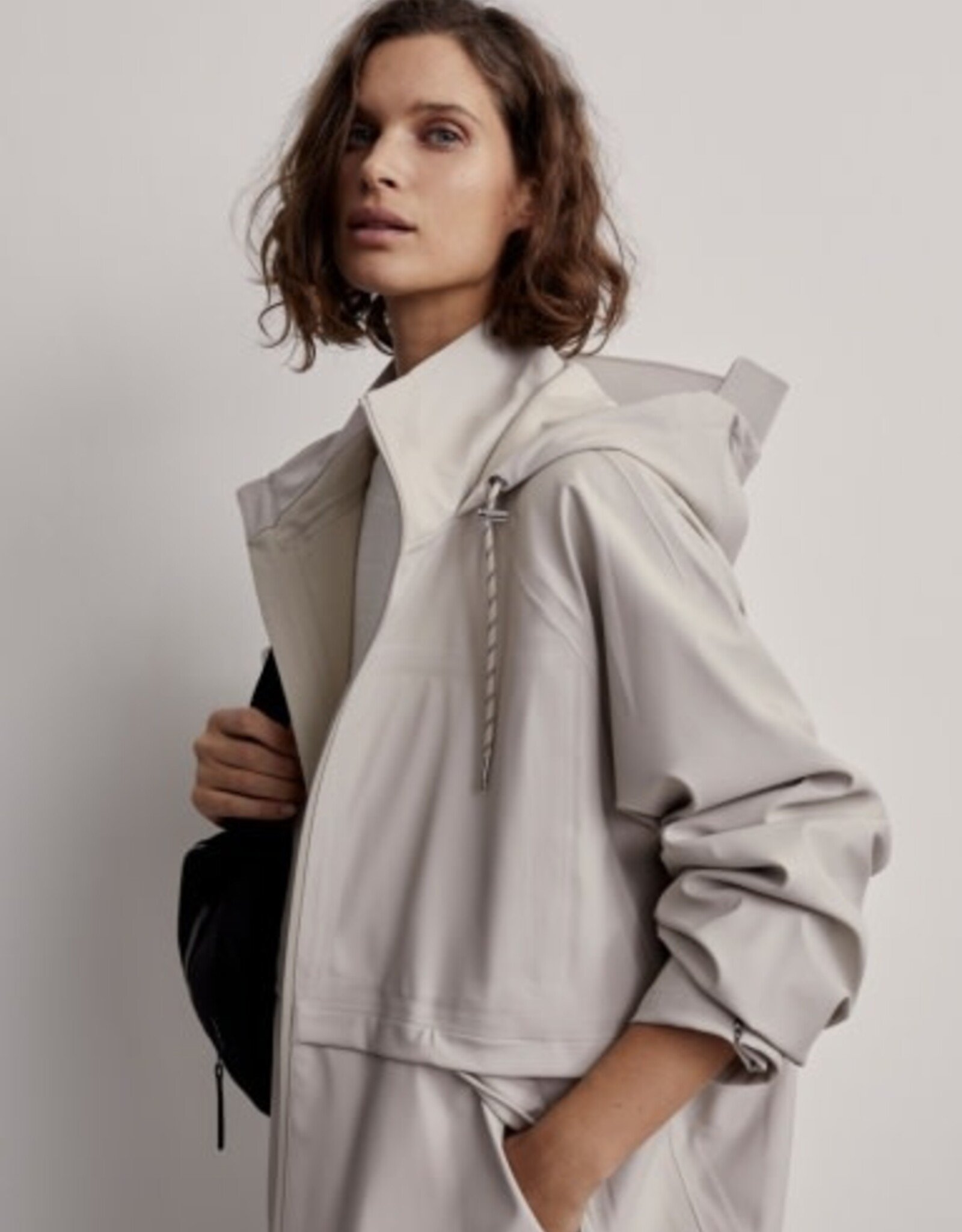 VARLEY KRISTIN RAINCOAT