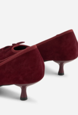 INTENTIONALLY BLANK BINA SUEDE KITTEN HEEL