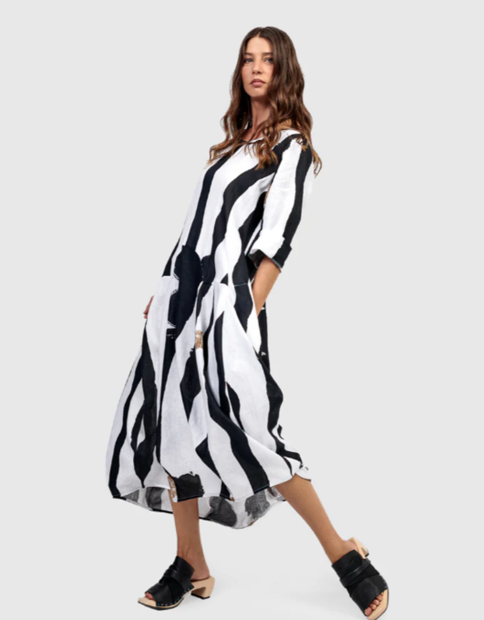 ALEMBIKA URBAN MELBOURNE DRESS