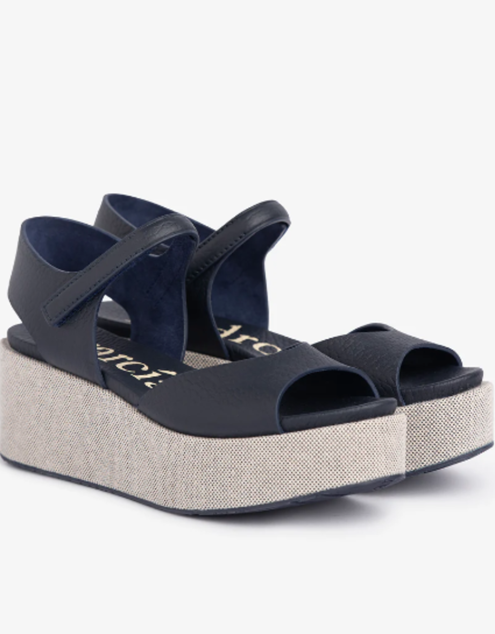 PEDRO GARCIA NELLY WEDGE