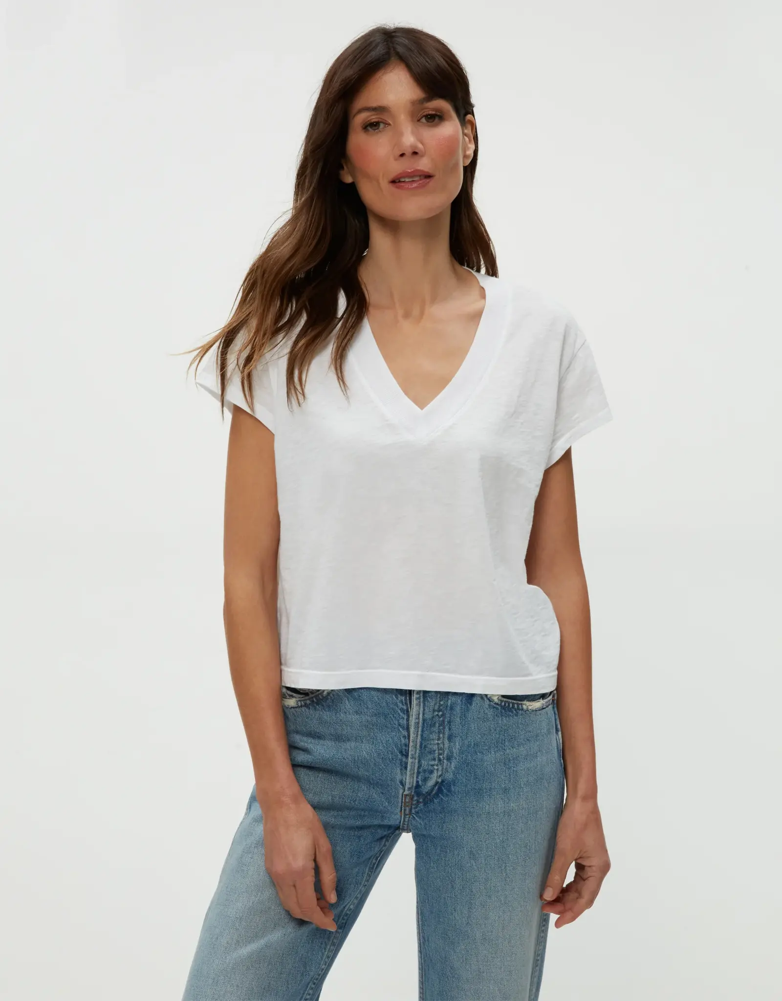 Michael Stars HARLAN CROPPED V-NECK TEE