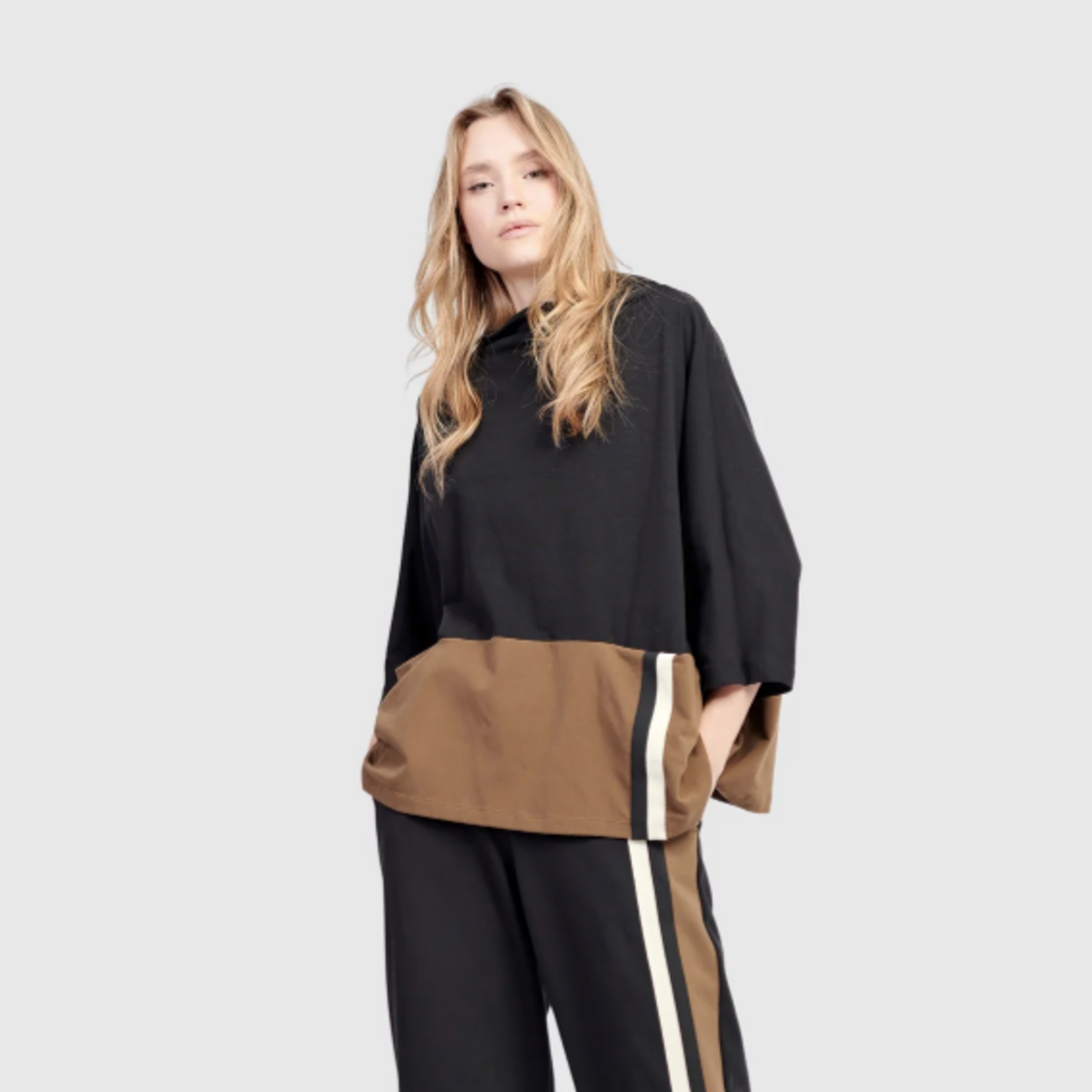 ALEMBIKA URBAN CLUBHOUSE BOXY TOP