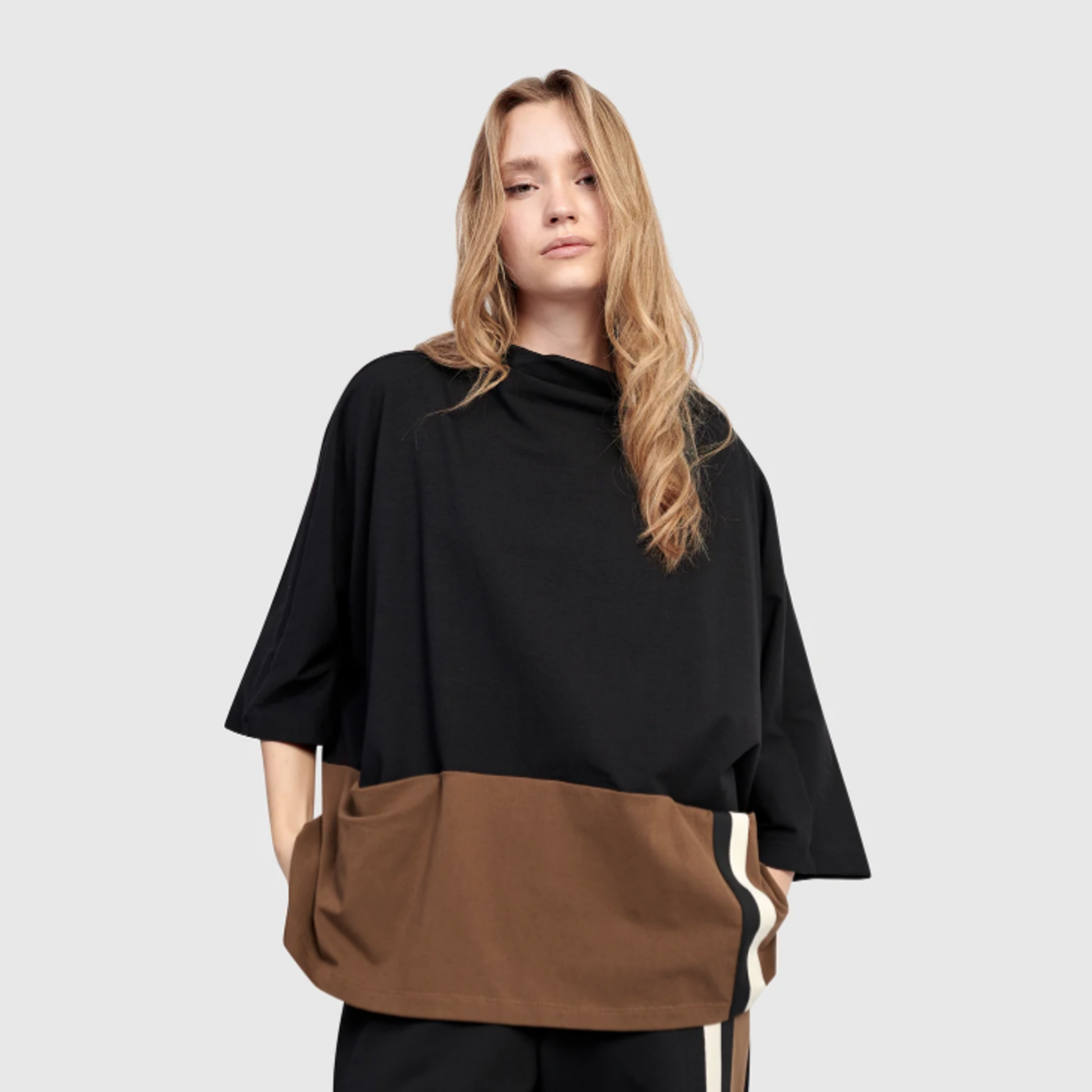 ALEMBIKA URBAN CLUBHOUSE BOXY TOP