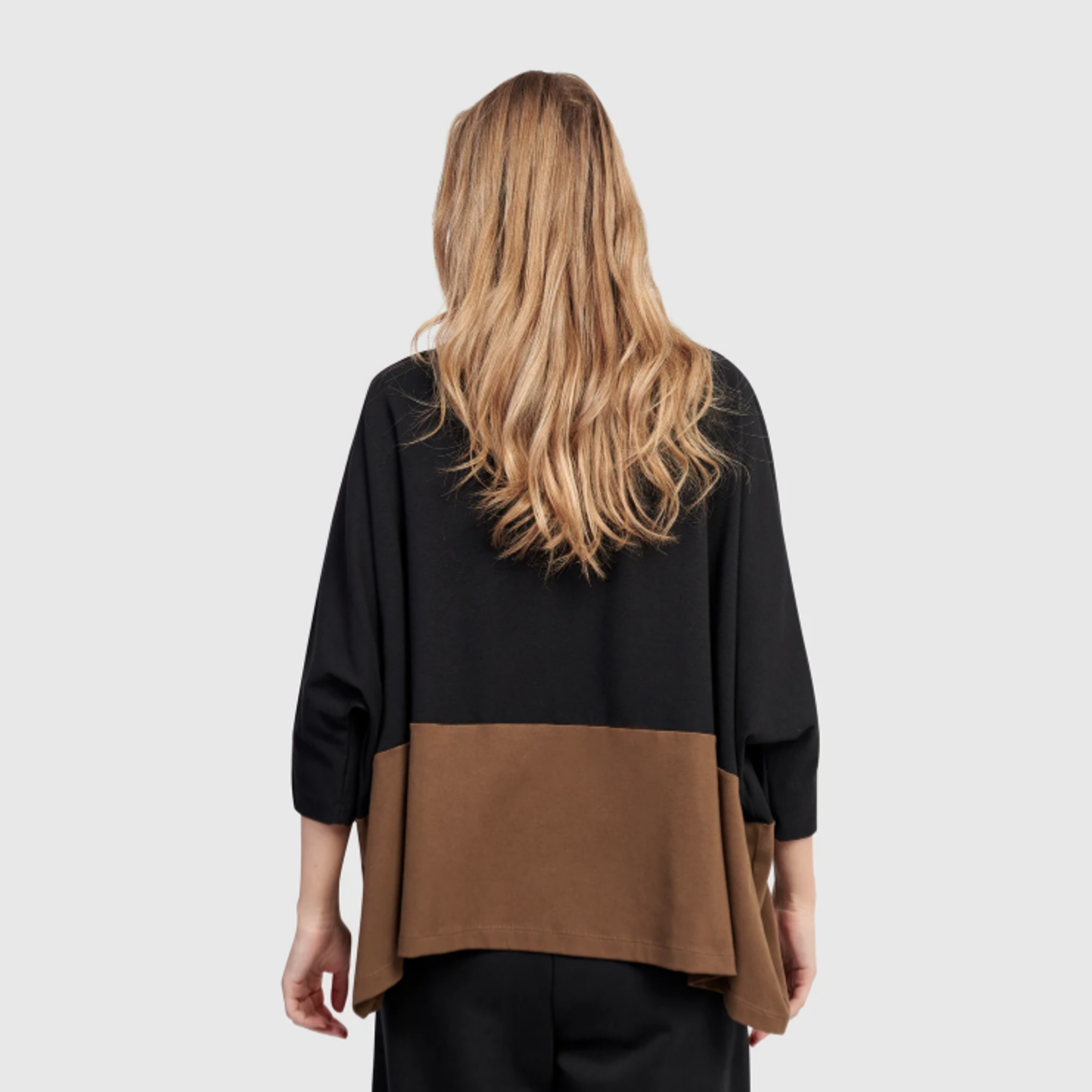 ALEMBIKA URBAN CLUBHOUSE BOXY TOP