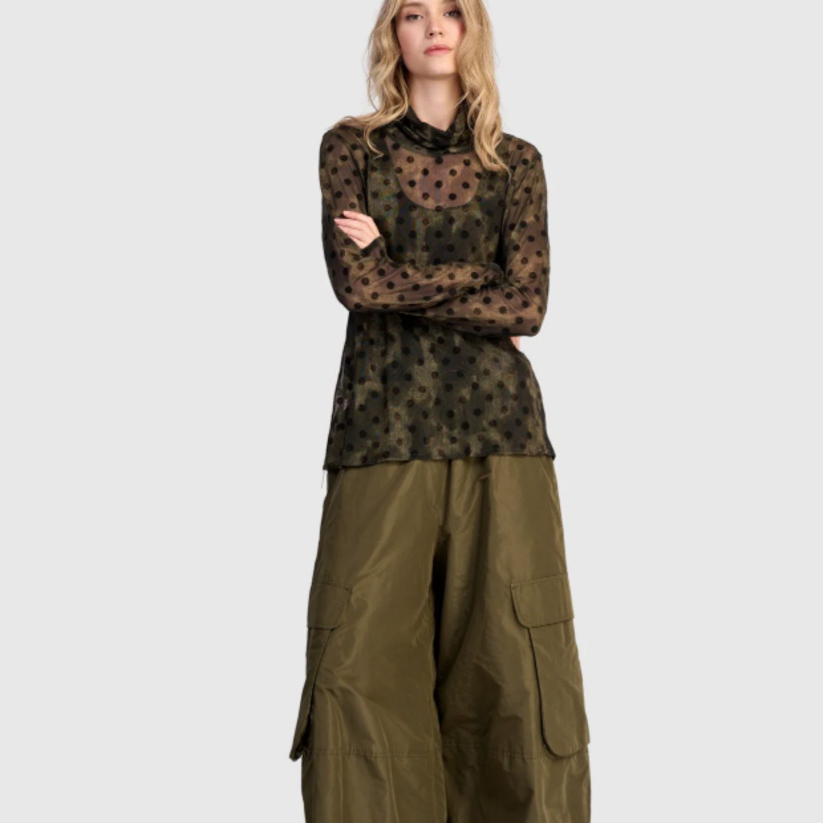 ALEMBIKA URBAN BRIAR MESH TURTLENECK