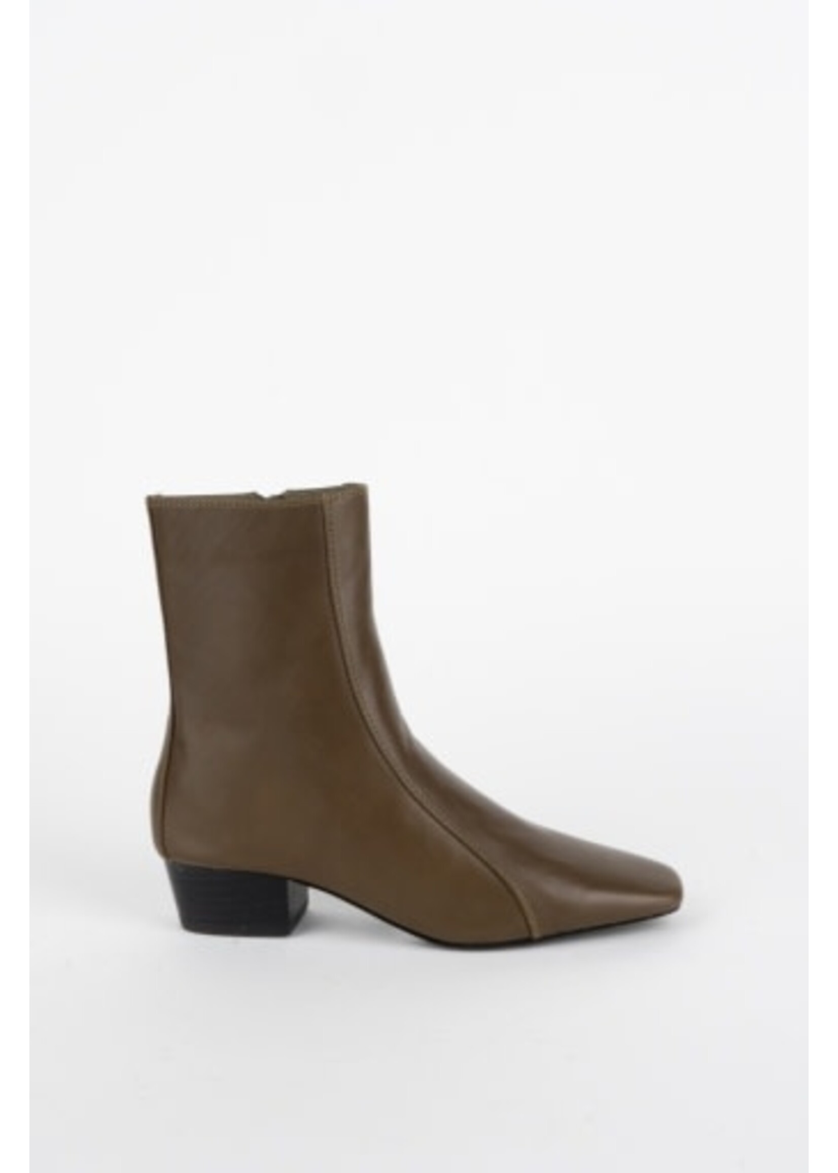 INTENTIONALLY BLANK COMBO STRETCH LEATHER ANKLE BOOT