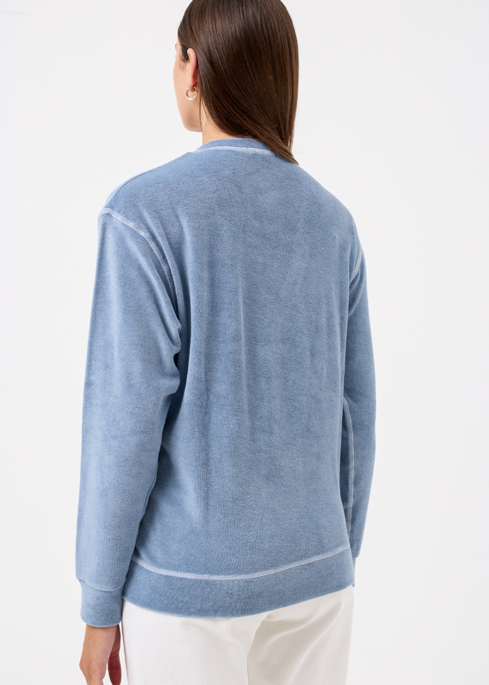 GOLDIE LEWINTER LIFE OF LUXURY V NECK SWEATSHIRT