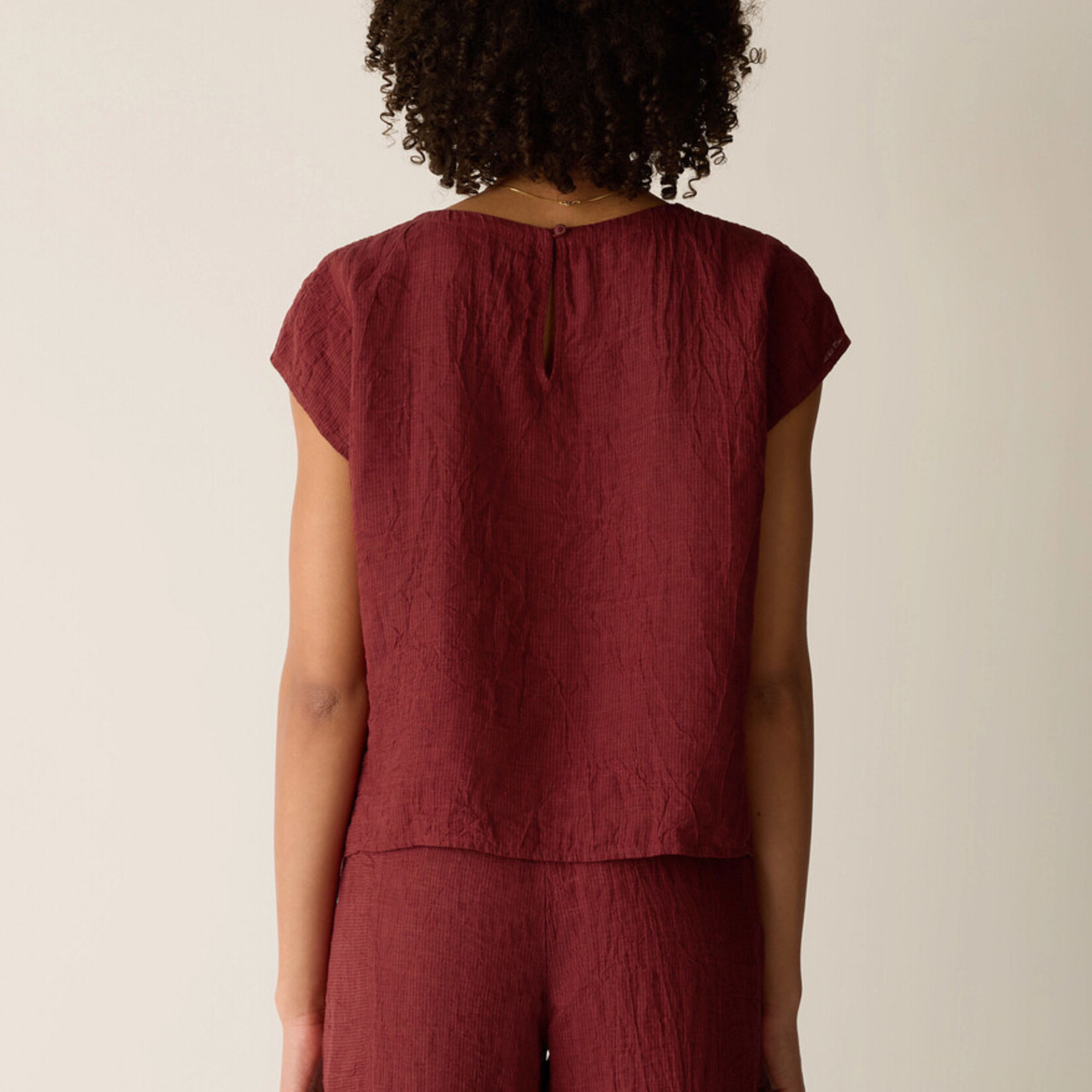 EILEEN FISHER PUCKERED ORGANIC LINEN STRIPE SQUARE TOP