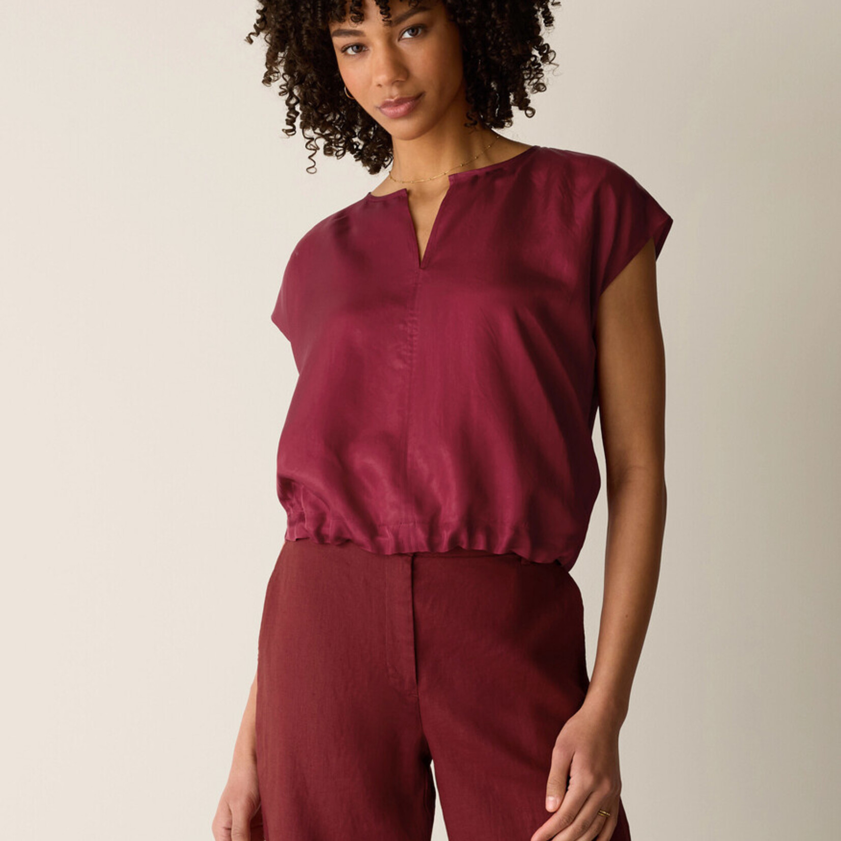 EILEEN FISHER LIGHTWEIGHT SATIN SHIMMER SPLIT NECK TOP