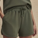 VARLEY COULTER HIGH RISE SHORT 3.5