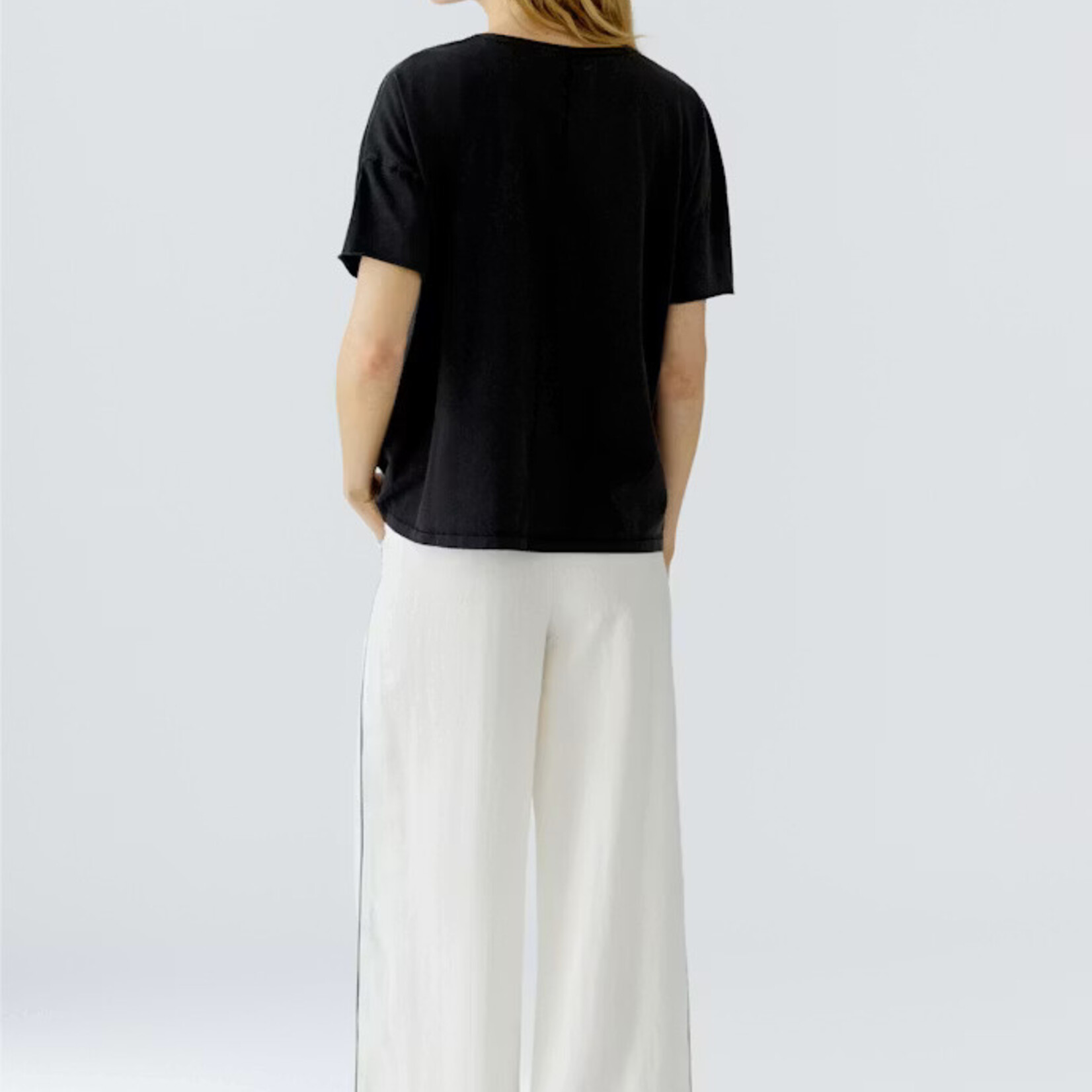 WASHED OUT BLACK T-SHIRT