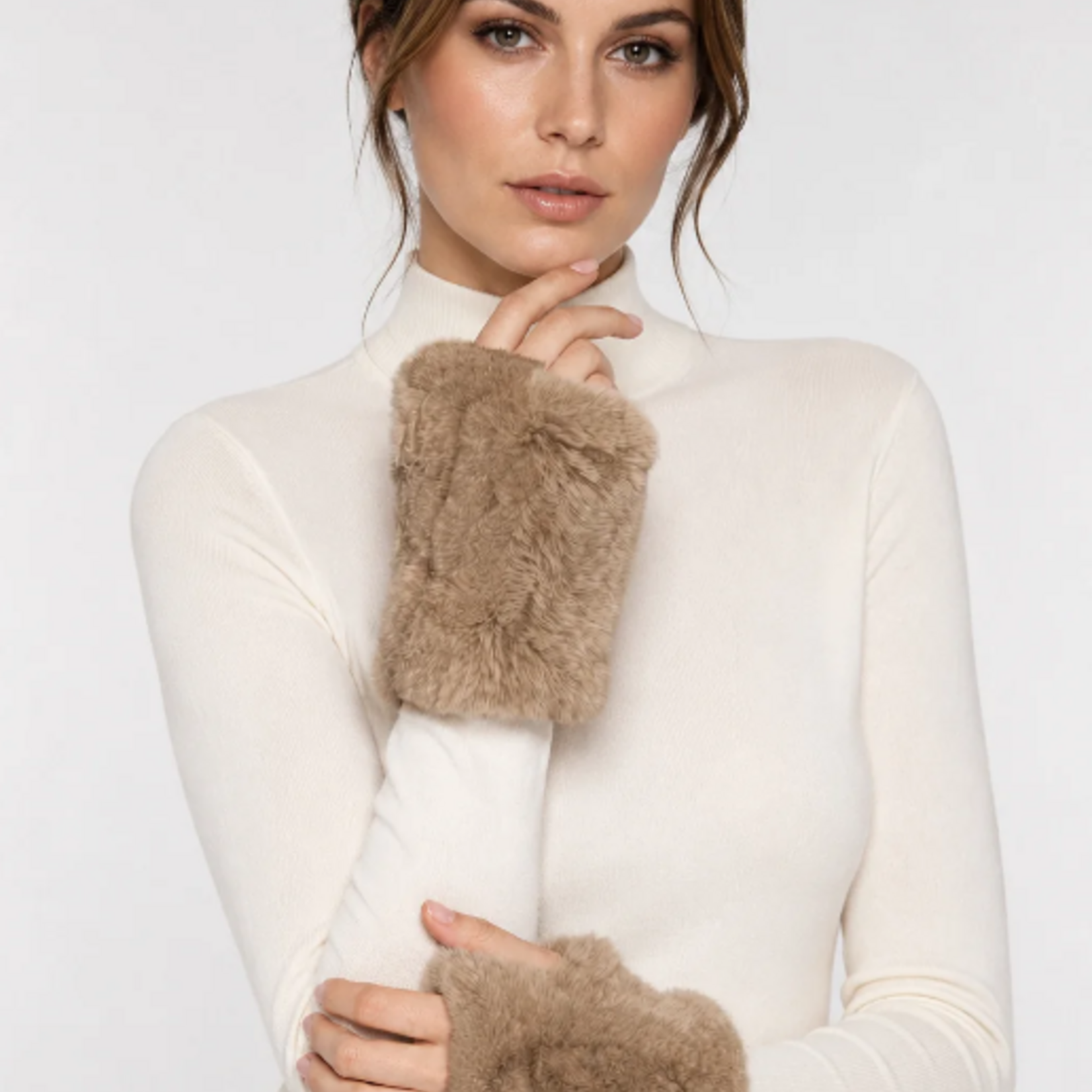 LUXURY GENUINE REX RABBIT HANDWARMER