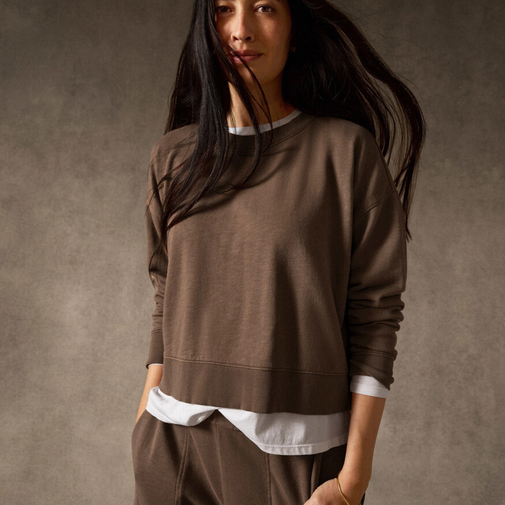 EILEEN FISHER GARMENT-DYED ORGANIC COTTON CROPPED BOX-TOP