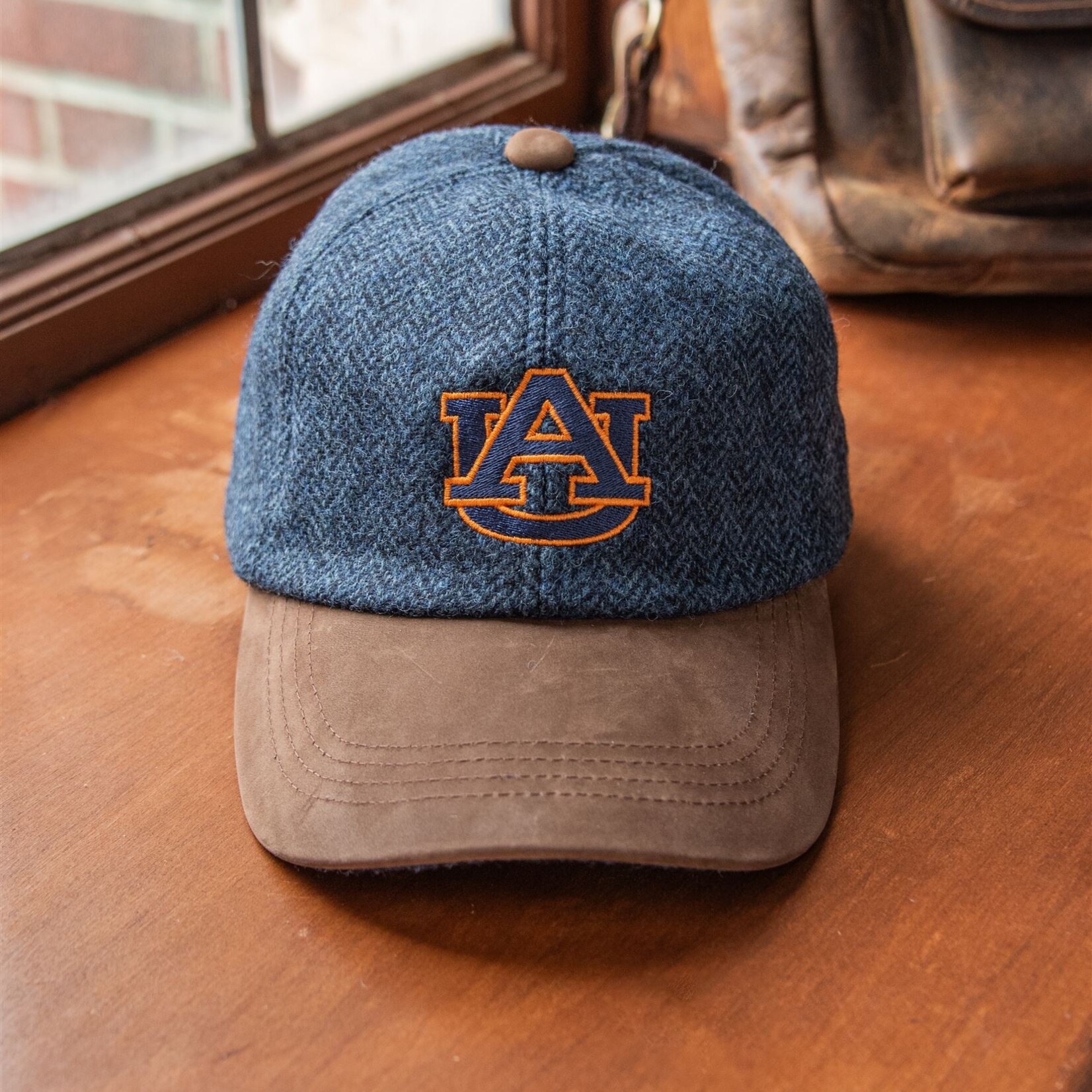 COLLEGIATE KNITWEAR AUBURN UNIVERSITY WOOL BASEBALL CAP WITH LEATHER BILL