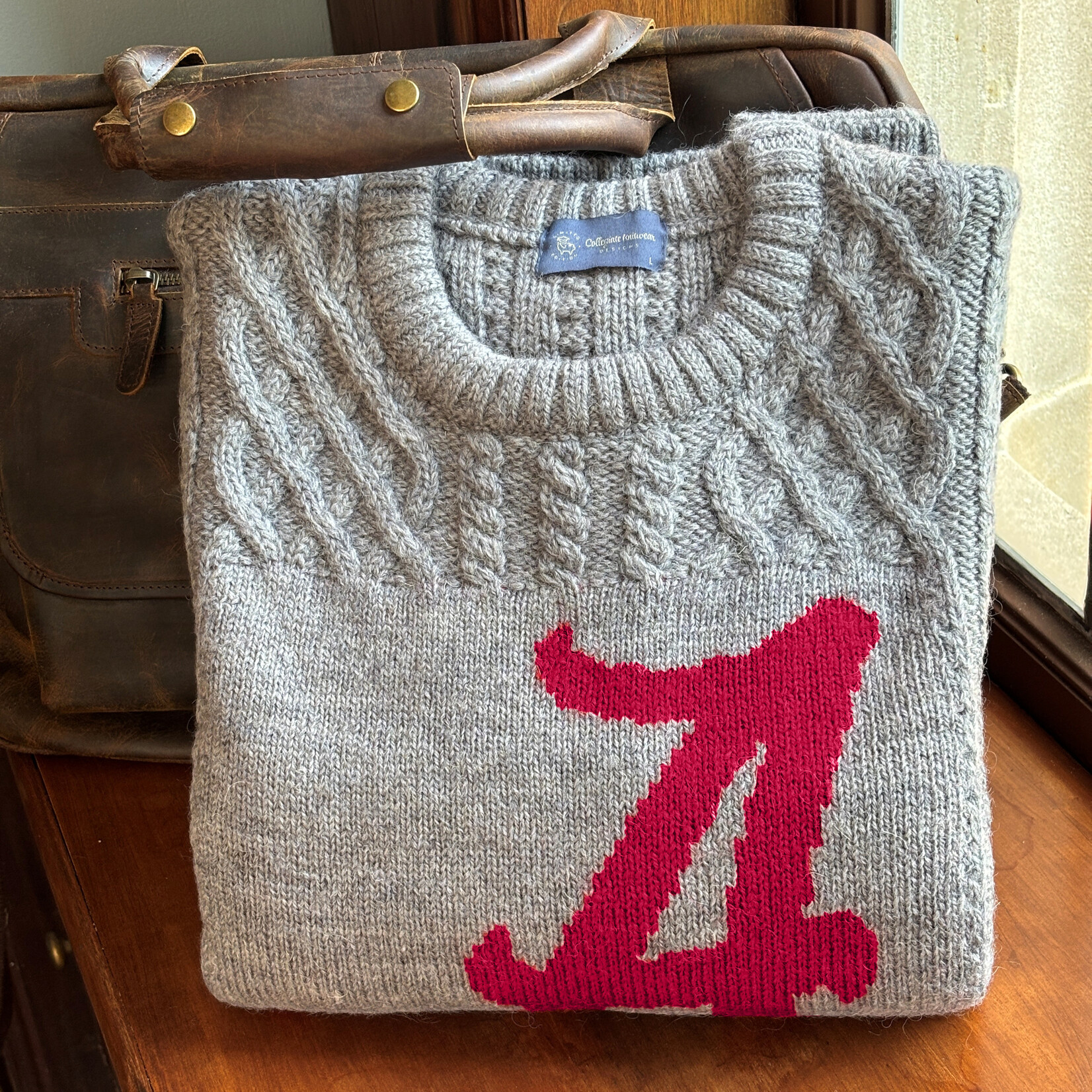 COLLEGIATE KNITWEAR UNIVERSITY OF ALABAMA MEN'S CREW-NECK SWEATER