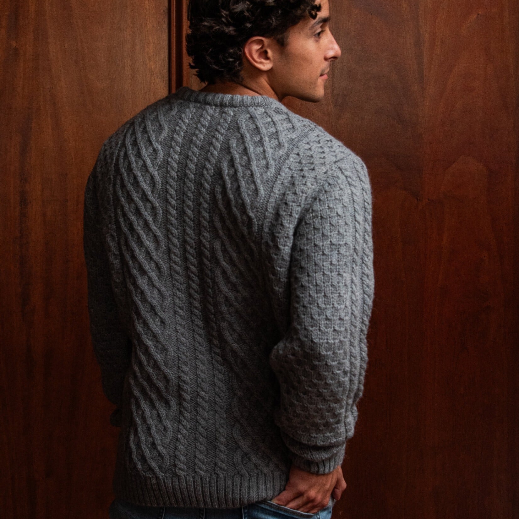 COLLEGIATE KNITWEAR UNIVERSITY OF ALABAMA MEN'S CREW-NECK SWEATER