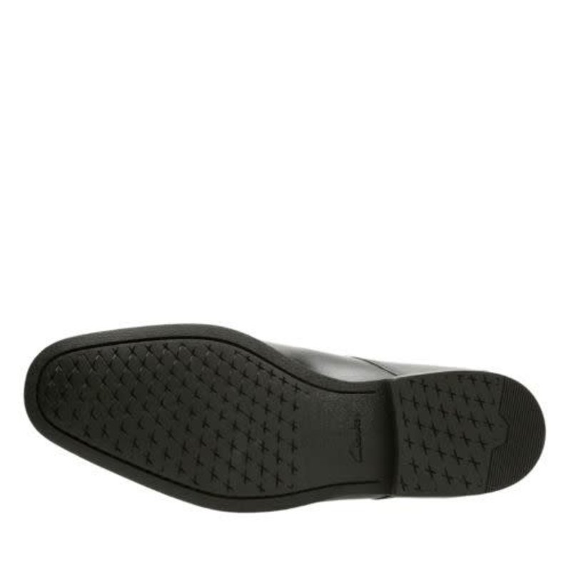 Clarks gilman best sale lace black