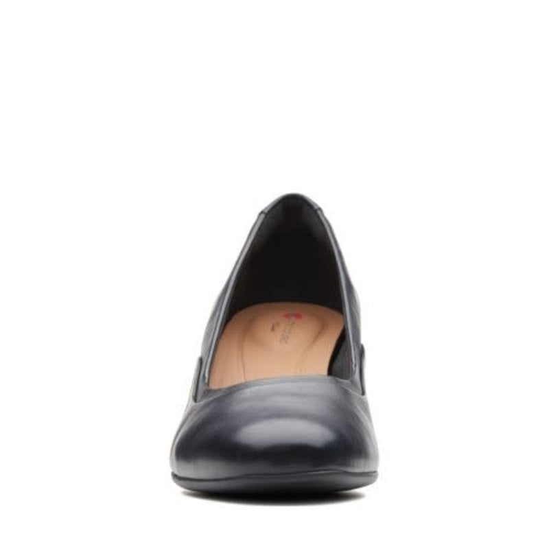 CLARKS CLARKS- UN COSMO STEP- BLACK LEATHER