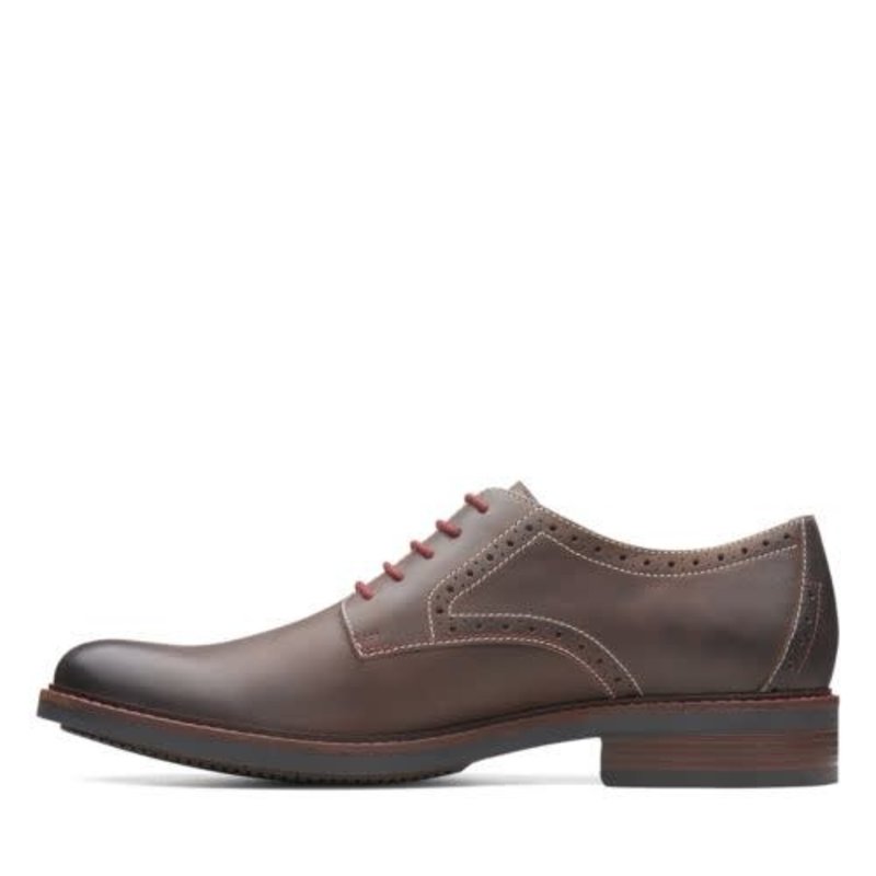 CLARKS CLARKS MAXTON PLAIN DARK BROWN LEATHER Foot Sensation