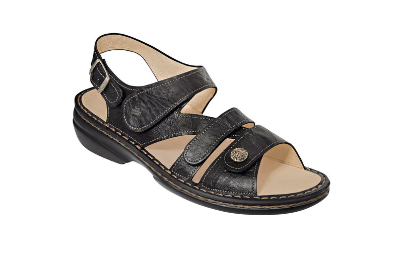 FINN COMFORT FINN COMFORT GOMERA SANDAL BLACK PLISSE