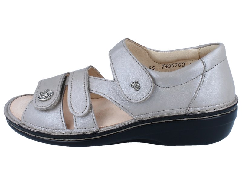 FINN COMFORT FINN COMFORT SINTRA SOFT CLOSED HEEL TAUPE LUXPERLA