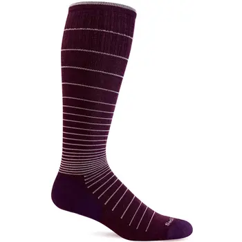 SOCKWELL SOCKWELL WOMEN CIRCULATOR 15-20mmHg COMPRESSION BLACKBERRY