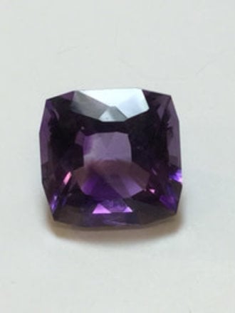 7.95ct Fancy Square-cut Amethyst Gemstone 7.95ct Fancy Square-cut Amethyst Gemstone