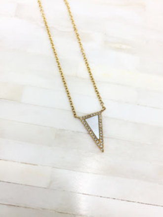 14KY Necklace with 18-inch Chain and Arrowhead Mother of Pearl Pendant and 0.07ctw Diamond Accents H S12-I1