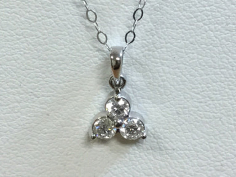 14KW 0.33ctw Three-Stone Diamond 18-inch Necklace