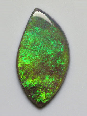 2.14ct freeshape Green Mintabie White Opal Cabochon 2.14ct freeshape Green Mintabie White Opal Cabochon
