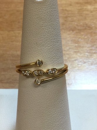 14K Yellow Fancy Round Diamond Ring 0.14ctw diamonds D-I, SI2 Size 6