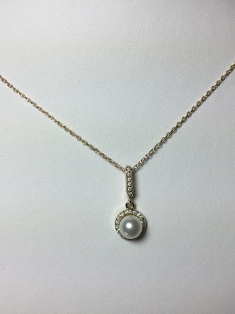 14K Yellow Pearl Diamond Necklace 6mm & .07 CTW