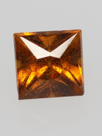 1.35ct Square-cut Orange Grossular Garnet Gemstone 1.35ct Square-cut Orange Grossular Garnet Gemstone