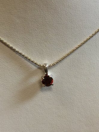 Sterling Silver 5mm Round African spessartine Garnet 18-inch Necklace
