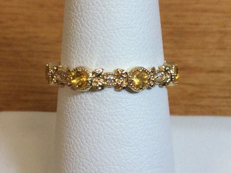 14K Yellow Citrine Diamond Leaf Ring Size 7   2.67 grams 2.5mm citrine .03 CTW diamonds
