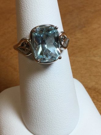 14K White 10 x 8mm 3.63 ct Emerald-Cut Aquamarine Ring Size 6 3/4